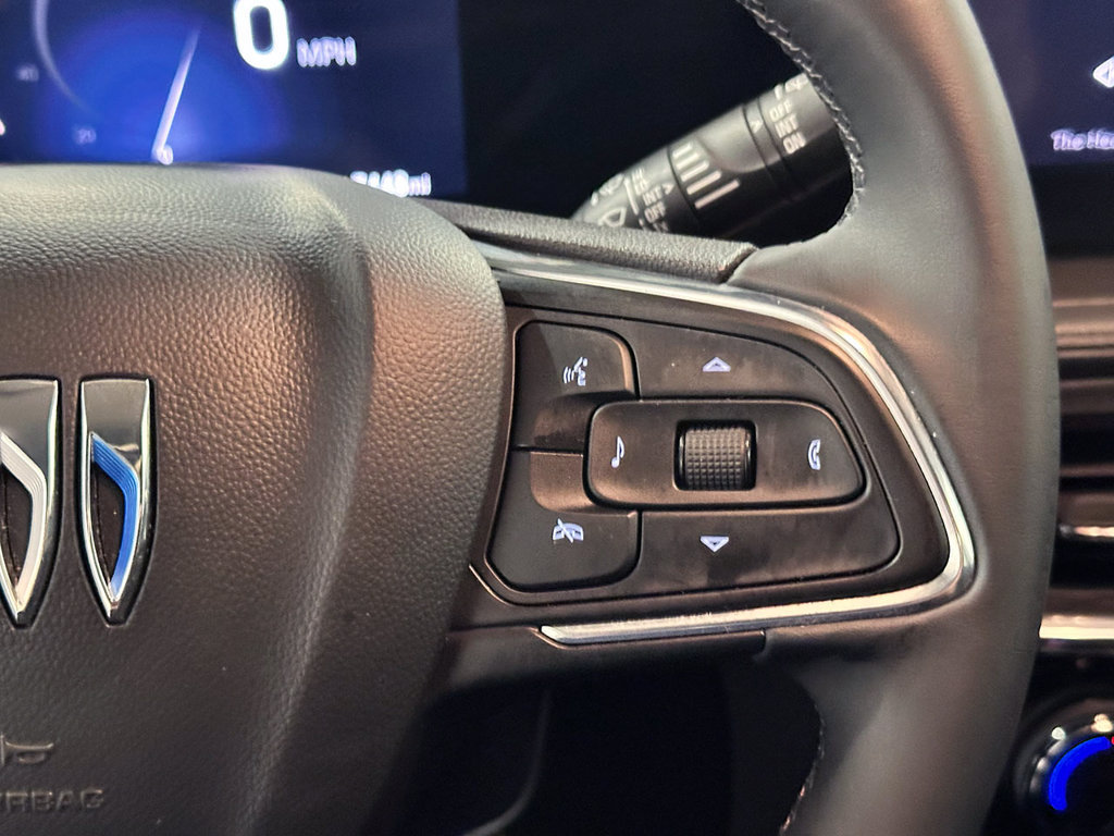 Used 2024 Buick Encore GX Sport Touring FWD image 36
