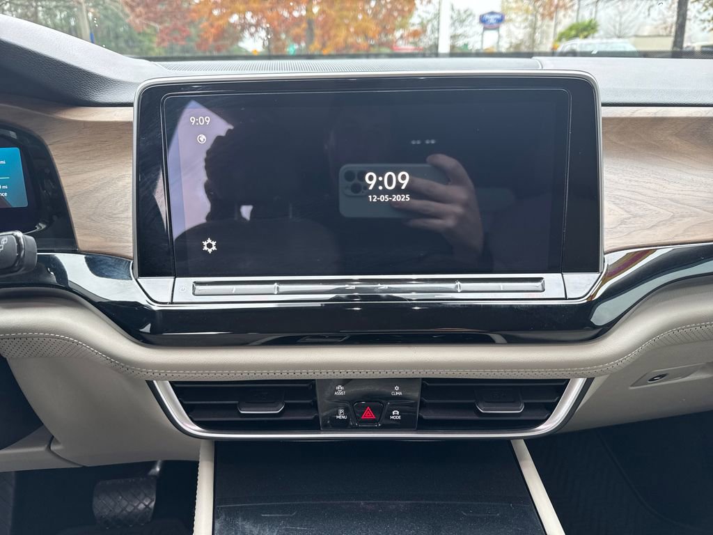 Used 2024 Volkswagen Atlas SE image 20