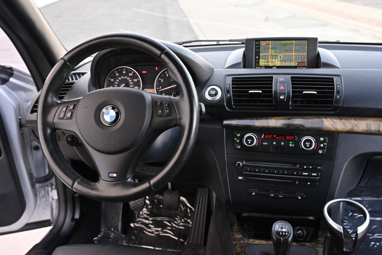 Used 2008 BMW 135i Convertible RWD image 15