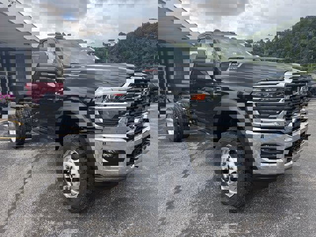 New 2025 RAM 5500 Tradesman image 5