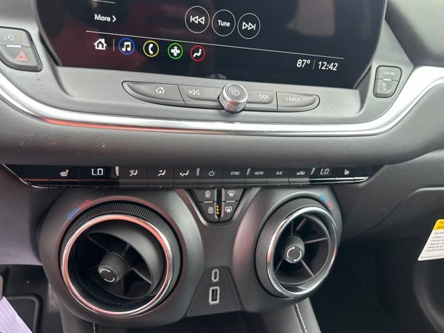 New 2026 Chevrolet Blazer LT FWD image 25