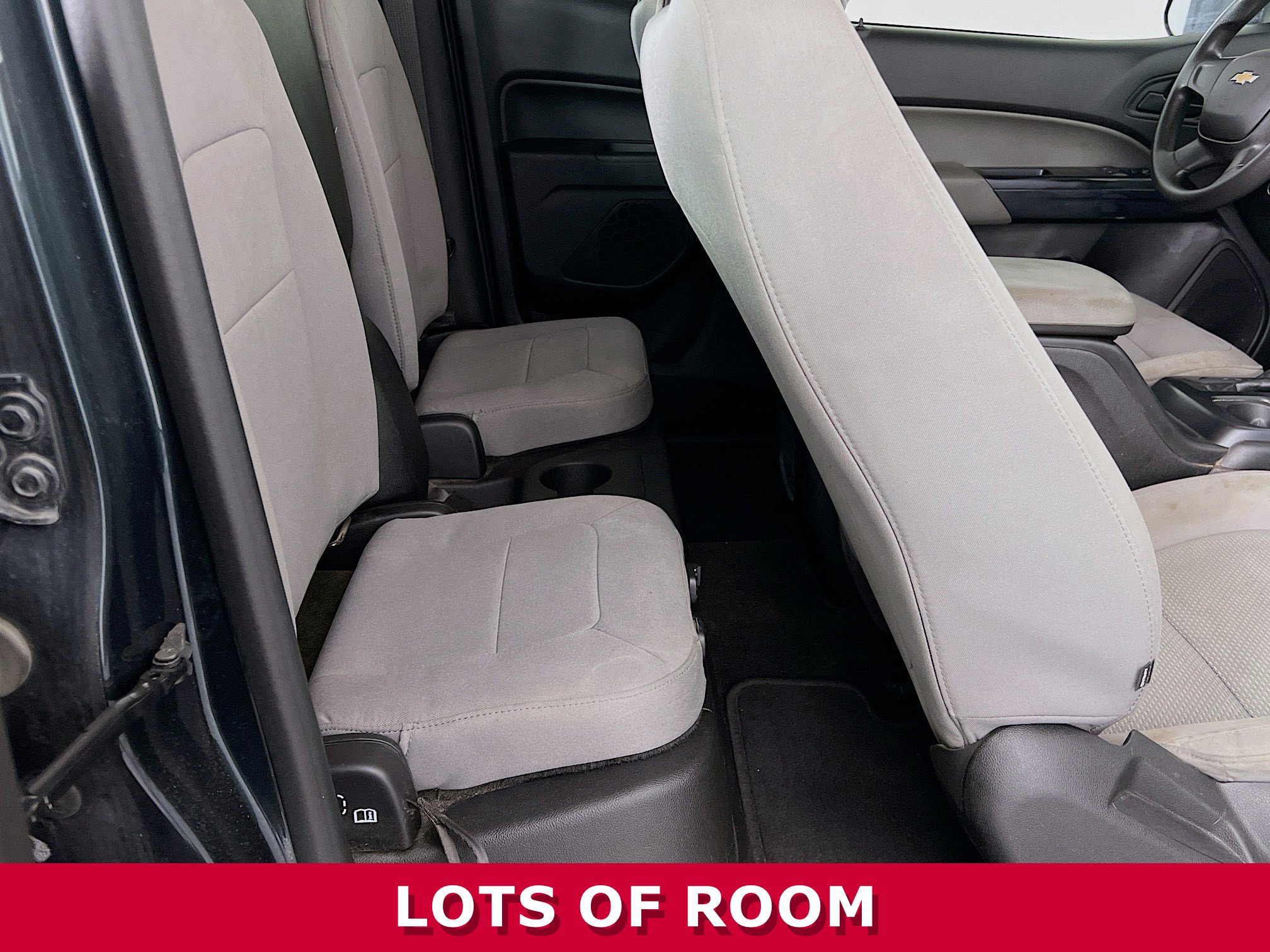 Used 2018 Chevrolet Colorado W/T w/ Custom Special Edition image 19