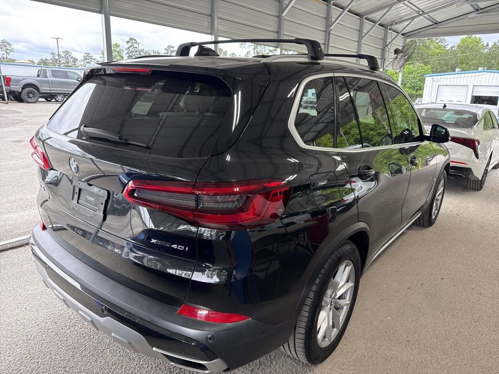 Used 2019 BMW X5 xDrive40i w/ Convenience Package AWD/4WD image 3