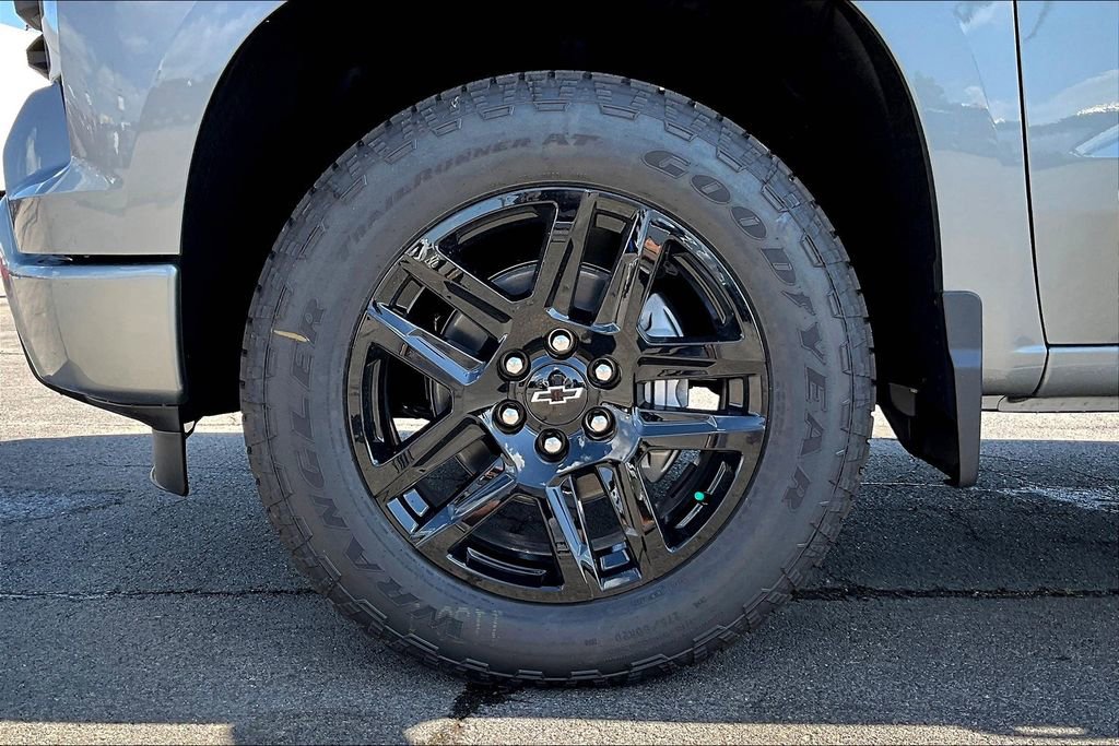 New 2026 Chevrolet Silverado 1500 Custom image 12