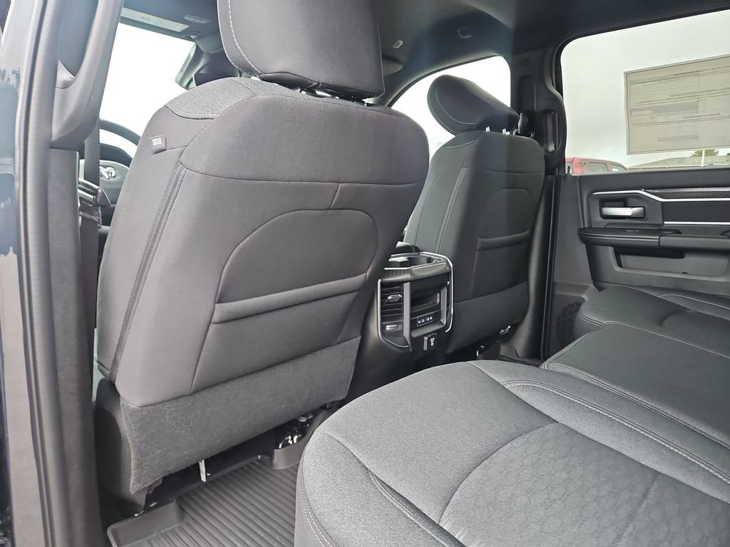 New 2026 RAM 2500 Big Horn AWD/4WD image 12