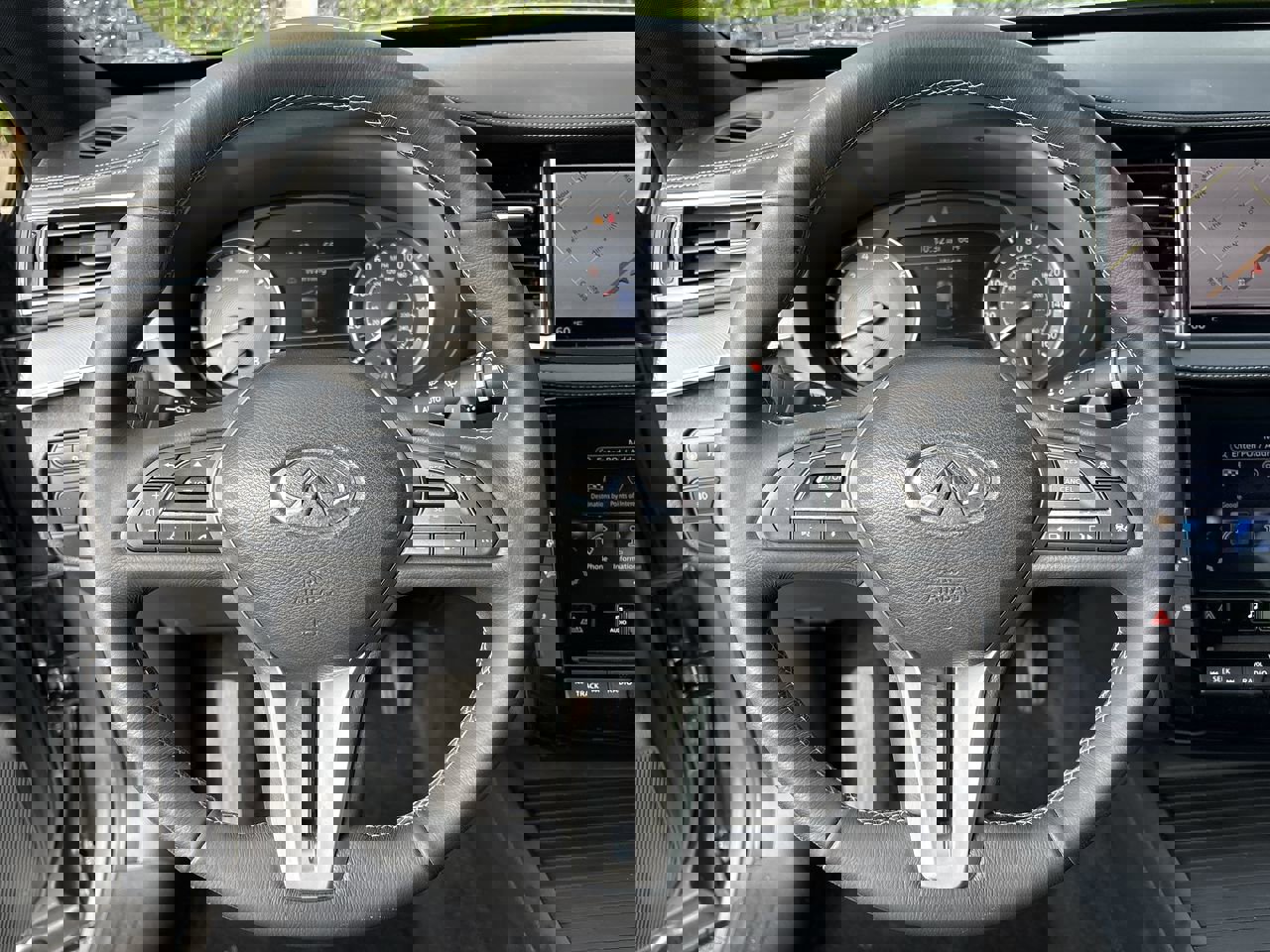 Used 2020 INFINITI QX50 Essential w/ Edition 30 Package image 12