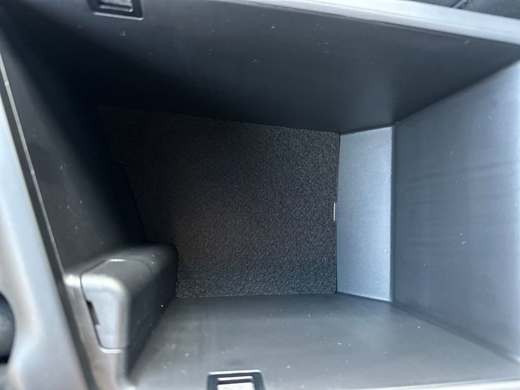 Used 2026 Hyundai Elantra Sport image 24