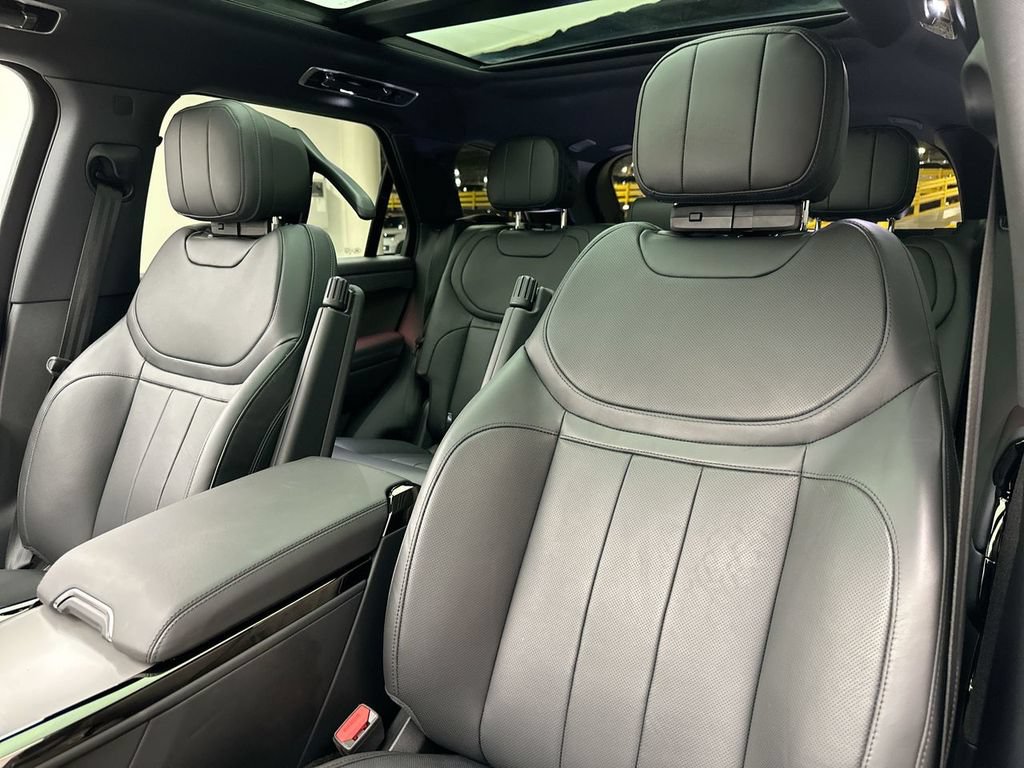 Certified 2025 Land Rover Range Rover Sport Dynamic SE AWD/4WD image 22