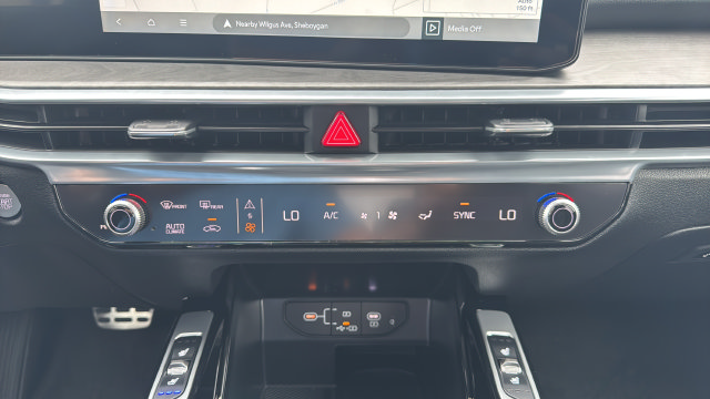 New 2026 Kia Sorento SX AWD/4WD image 18