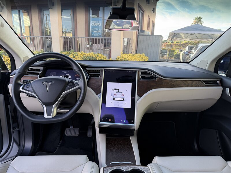 Used 2017 Tesla Model X 75D AWD/4WD image 25