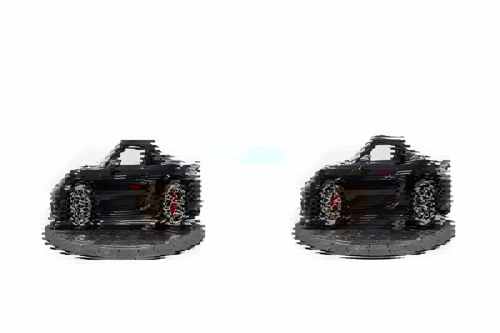 Used 2024 Porsche 718 Boxster Spyder RS image 2