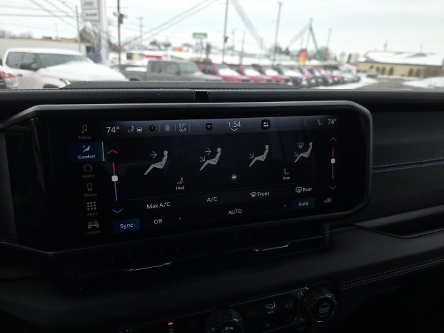 Used 2025 Jeep Wrangler Unlimited Rubicon 4xe w/ Safety Group image 24