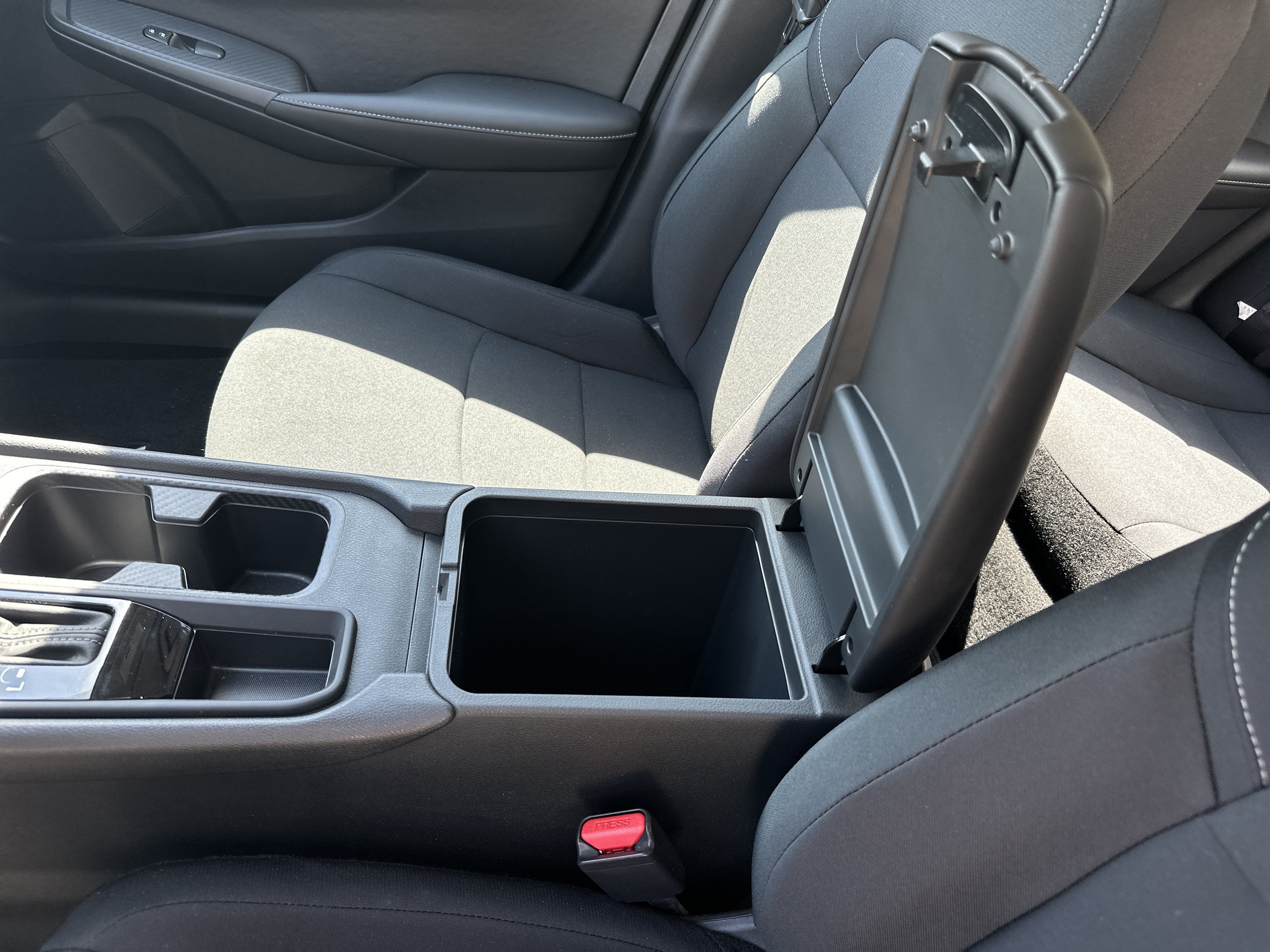 Used 2025 Nissan Sentra S FWD image 25