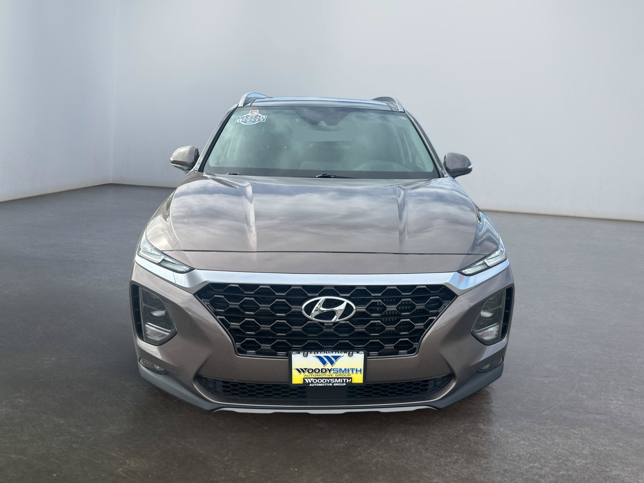 Used 2019 Hyundai Santa Fe AWD image 2