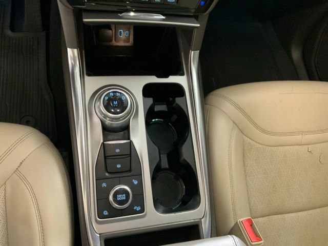 Used 2021 Ford Explorer Platinum w/ Equipment Group 601A AWD/4WD image 20