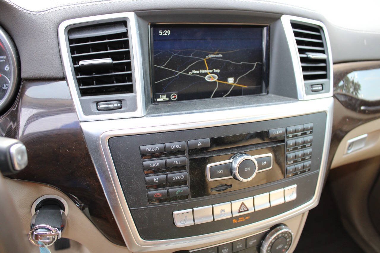 Used 2015 Mercedes-Benz GL 320 BlueTEC 4MATIC image 15