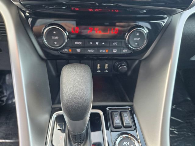 Used 2026 Mitsubishi Eclipse Cross SE AWD/4WD image 16