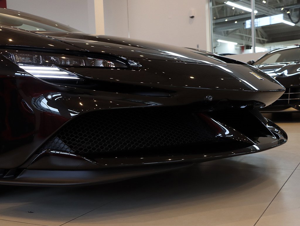 Certified 2022 Ferrari SF90 Spider image 18