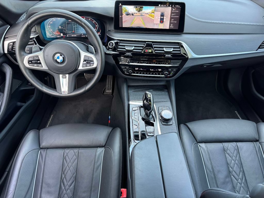Used 2023 BMW M550i xDrive w/ Executive Package AWD/4WD image 5