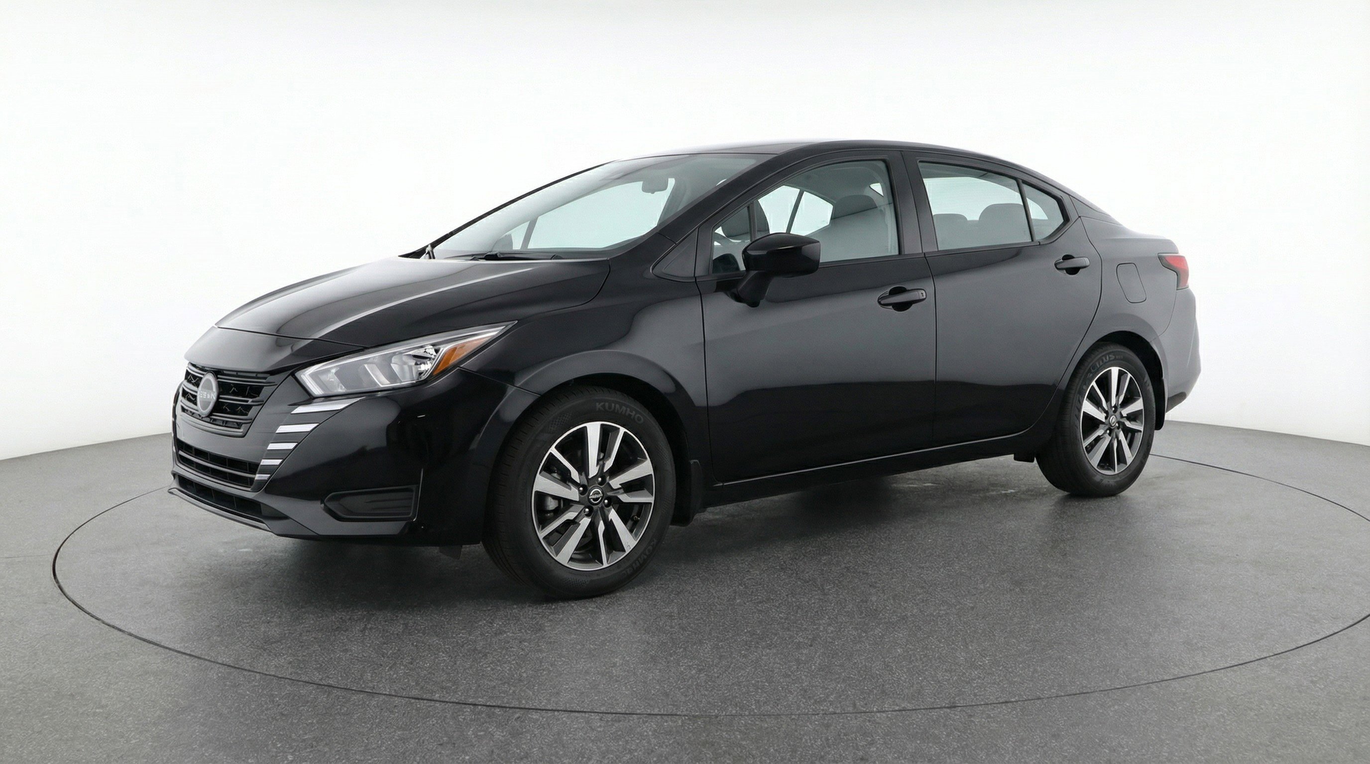 Used 2025 Nissan Versa SV w/ Trunk Package image 3