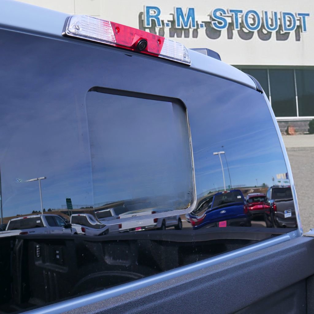 New 2026 Ford F250 Lariat w/ Black Appearance Package image 23