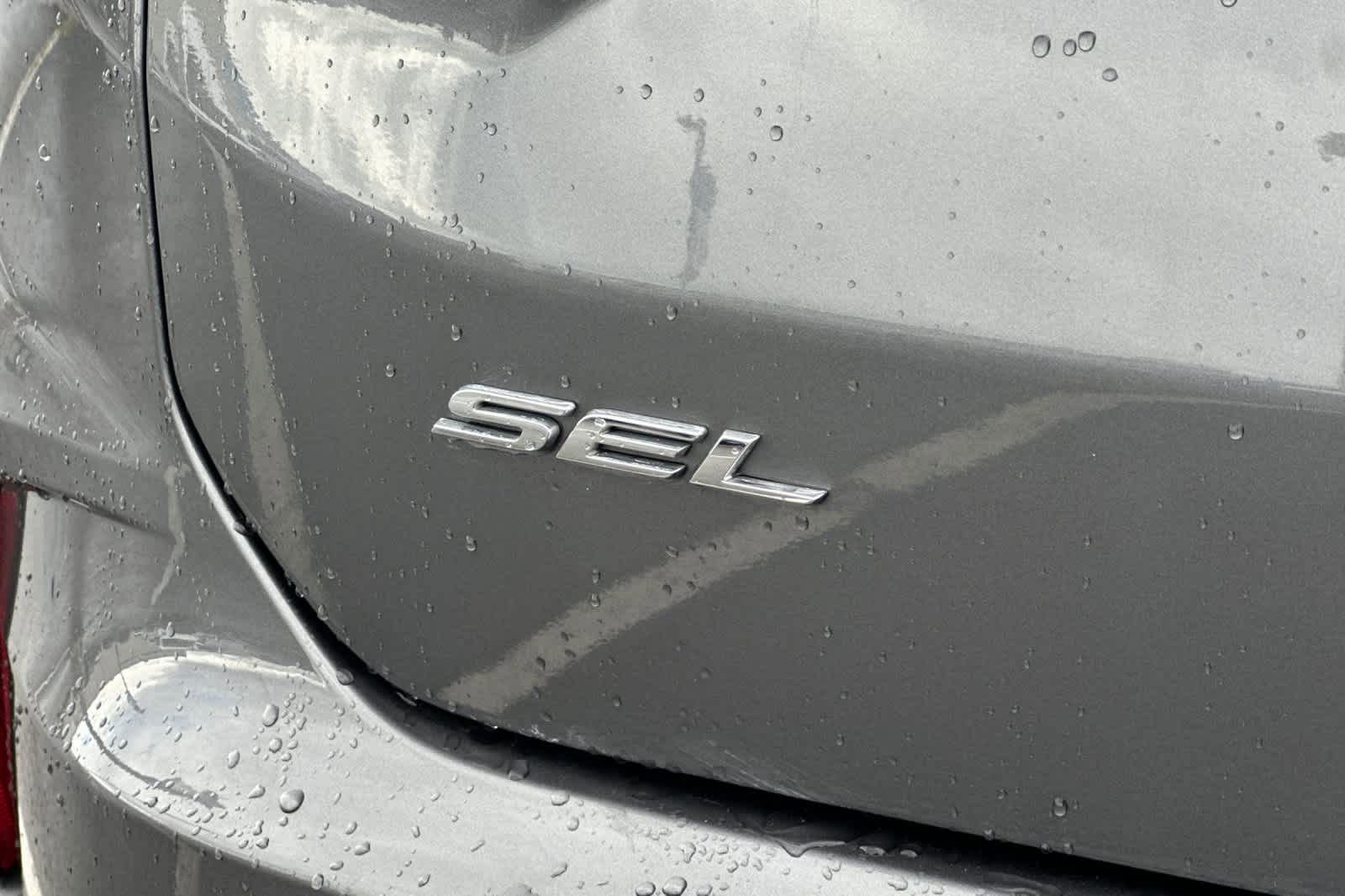 Certified 2024 Ford Edge SEL image 28