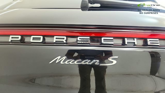 Used 2024 Porsche Macan S AWD/4WD image 33