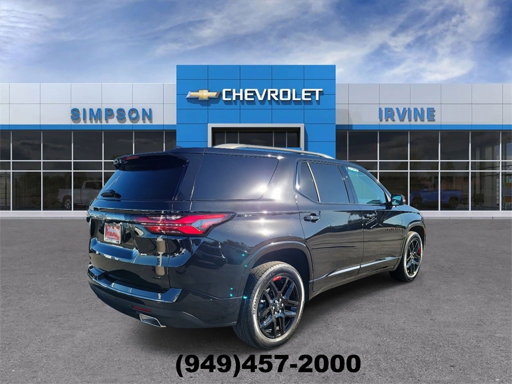 Used 2023 Chevrolet Traverse Premier w/ Redline Edition image 8