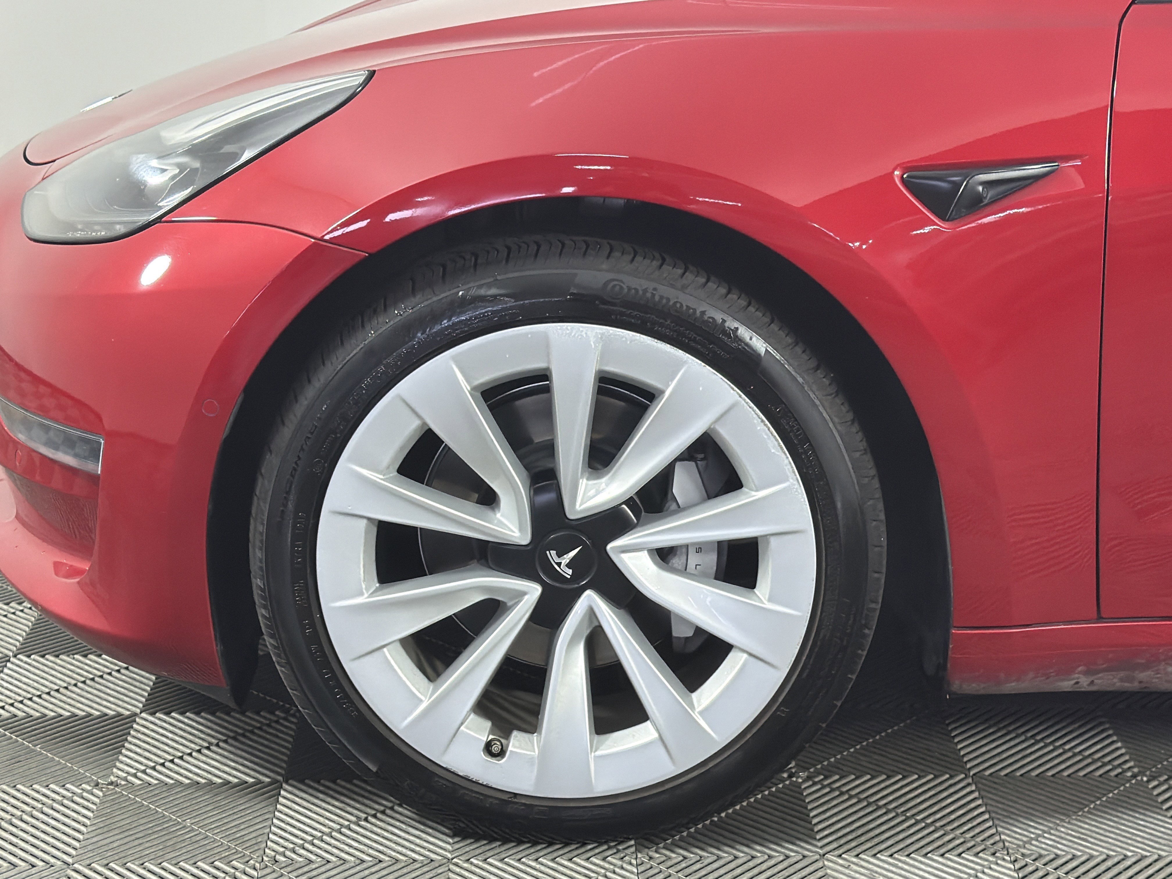 Used 2021 Tesla Model 3 Long Range AWD/4WD image 4