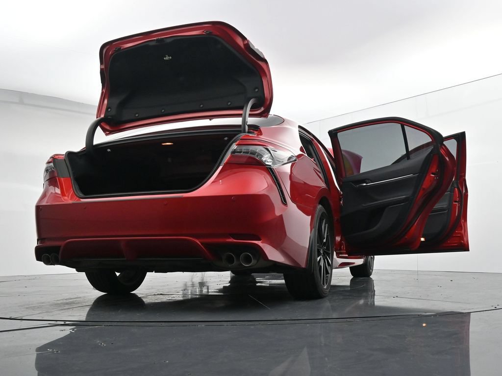 Used 2022 Toyota Camry XSE w/ Navigation Package FWD image 30