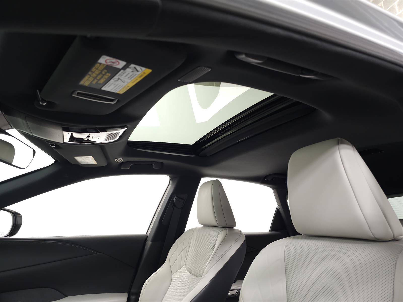 Certified 2023 Lexus RX 350 Premium w/ Accessory Package image 18