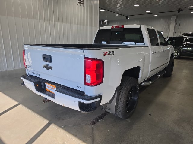 Used 2017 Chevrolet Silverado 1500 LTZ Z71 w/ LTZ Plus Package AWD/4WD image 8
