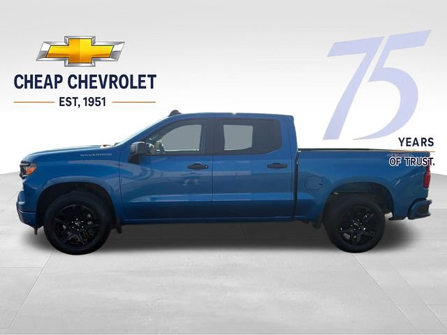 Used 2022 Chevrolet Silverado 1500 Custom AWD/4WD image 2