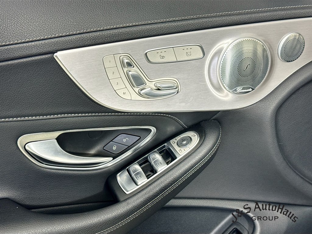 Used 2020 Mercedes-Benz C 63 AMG Cabriolet w/ Parking Assistance Package image 23