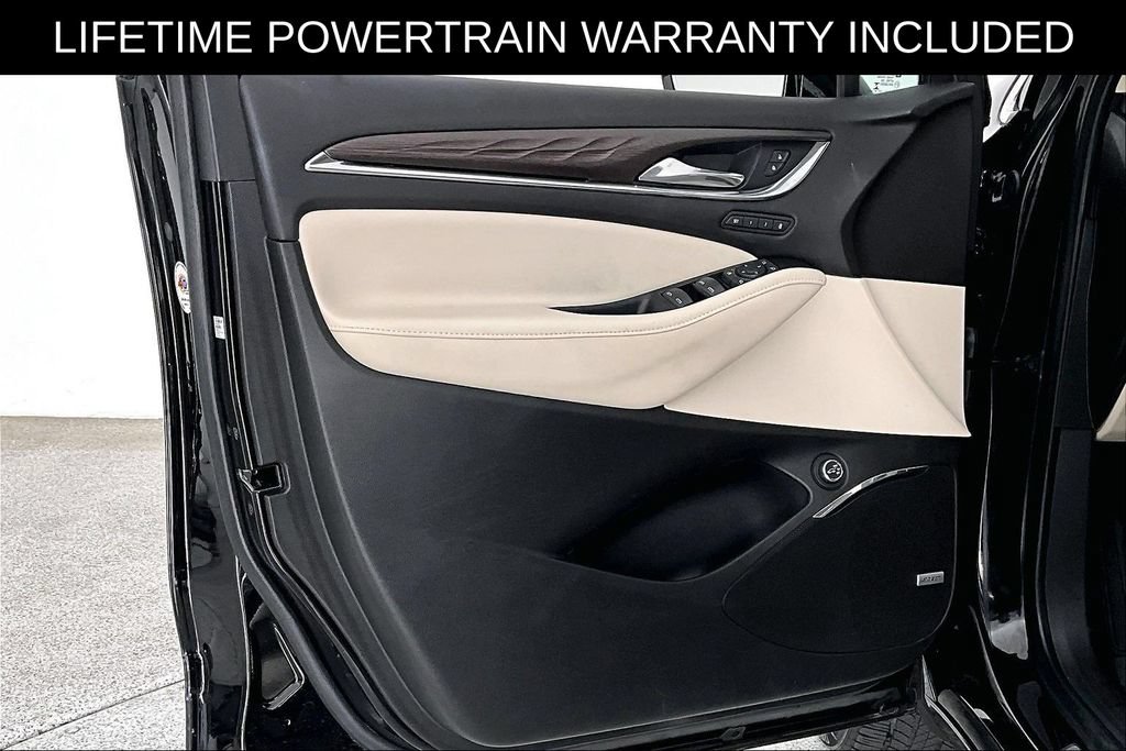 Used 2023 Buick Enclave Avenir w/ Avenir Technology Package AWD/4WD image 24