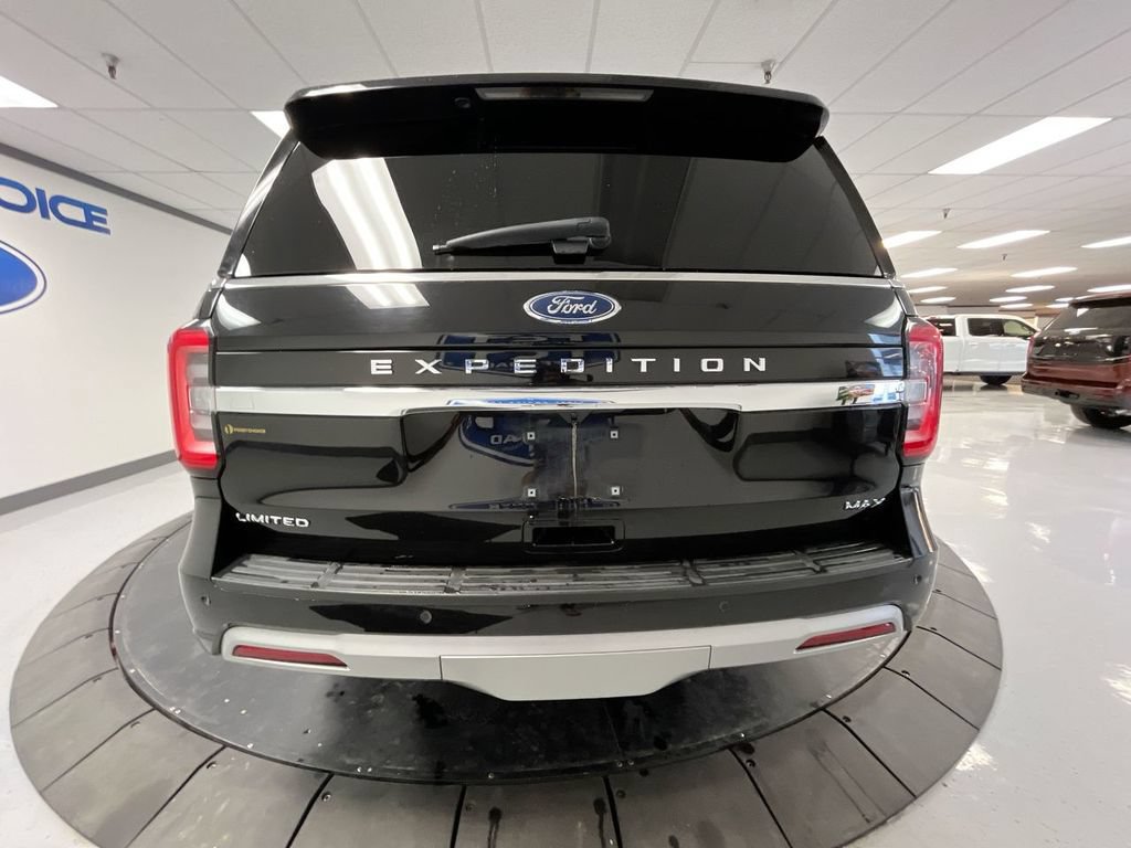 Used 2024 Ford Expedition Max Limited AWD/4WD image 7
