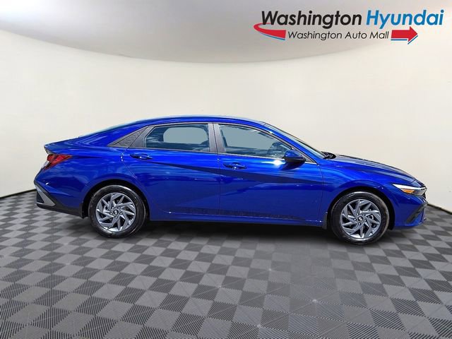 Certified 2024 Hyundai Elantra SEL FWD image 7