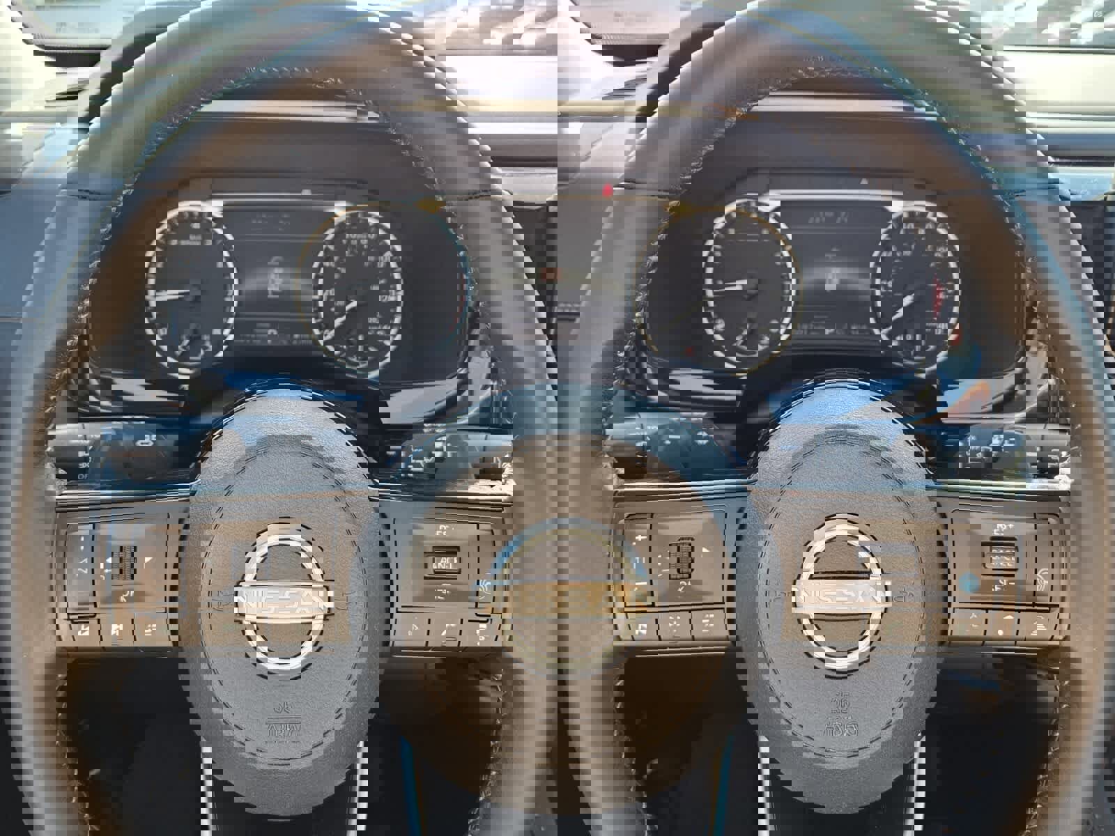 Used 2022 Nissan Pathfinder SV w/ SV Black Package image 11