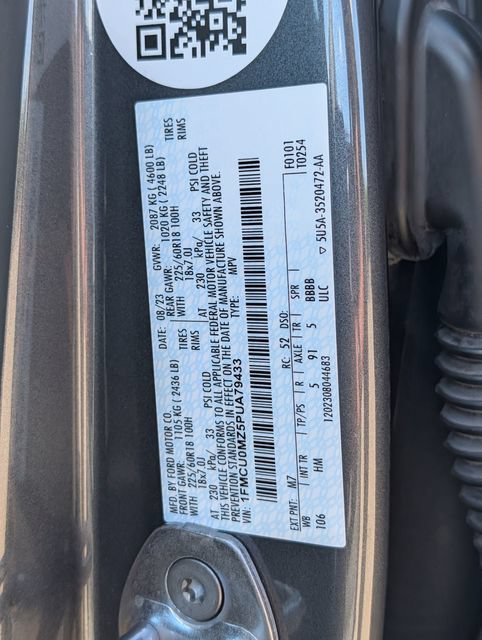 Used 2023 Ford Escape ST-Line w/ Equipment Group 301A FWD image 28