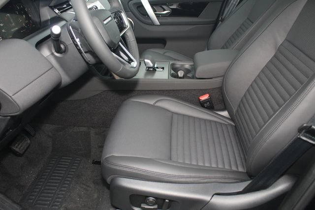 New 2025 Land Rover Discovery Sport S image 20