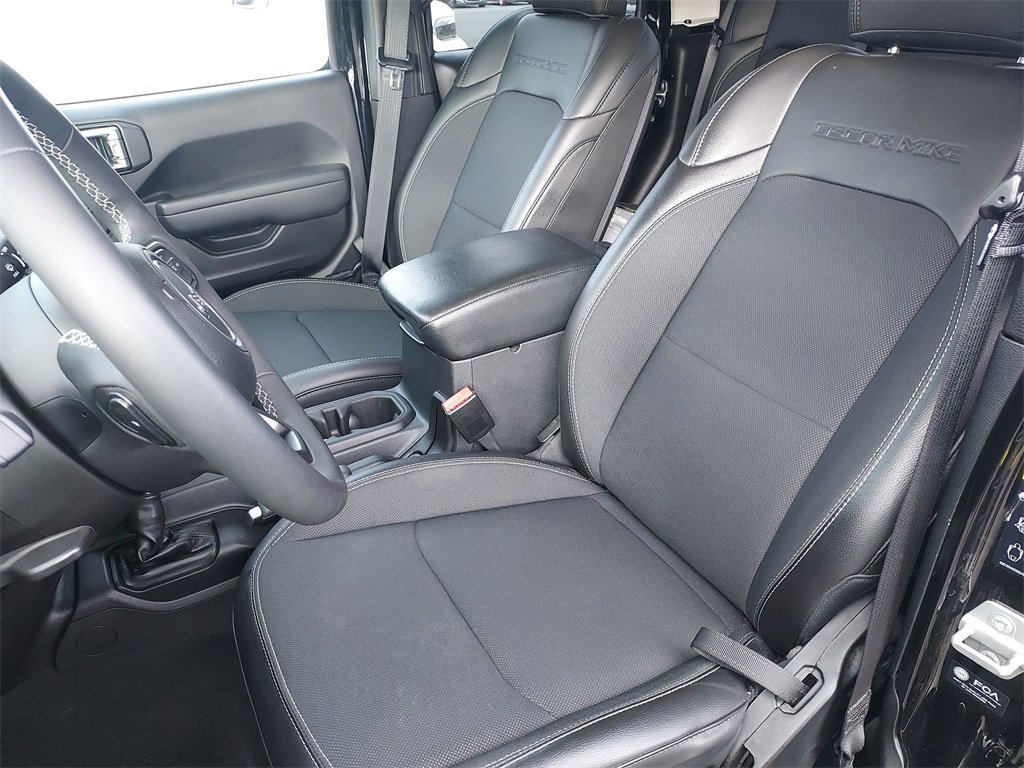 Used 2023 Jeep Gladiator Sport image 17