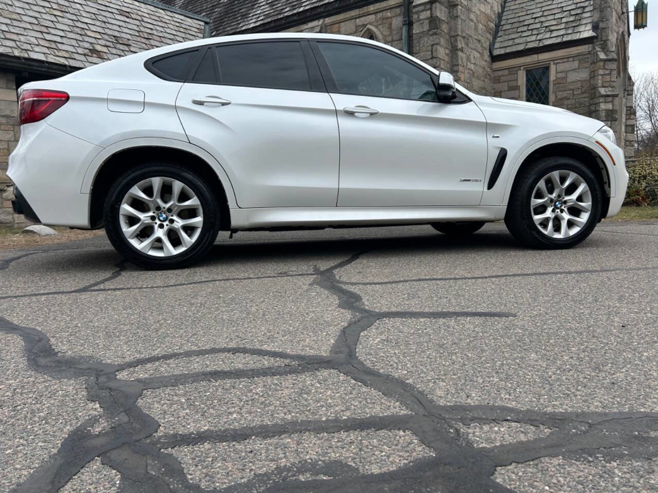 Used 2016 BMW X6 xDrive35i image 7