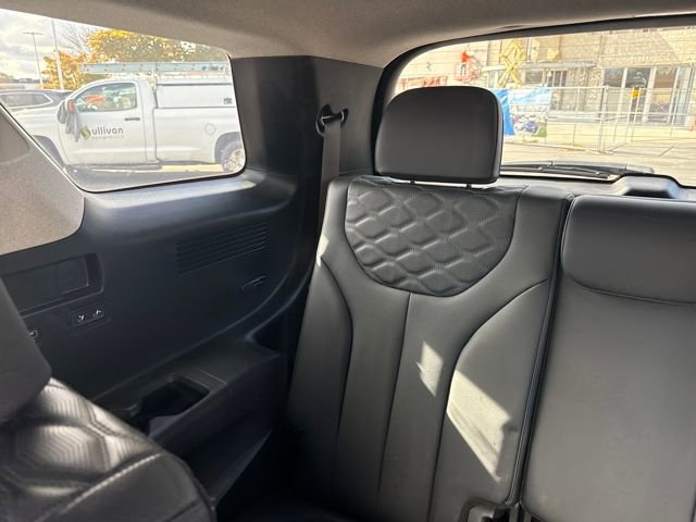 Certified 2022 Hyundai Palisade Limited w/ Cargo Package image 22