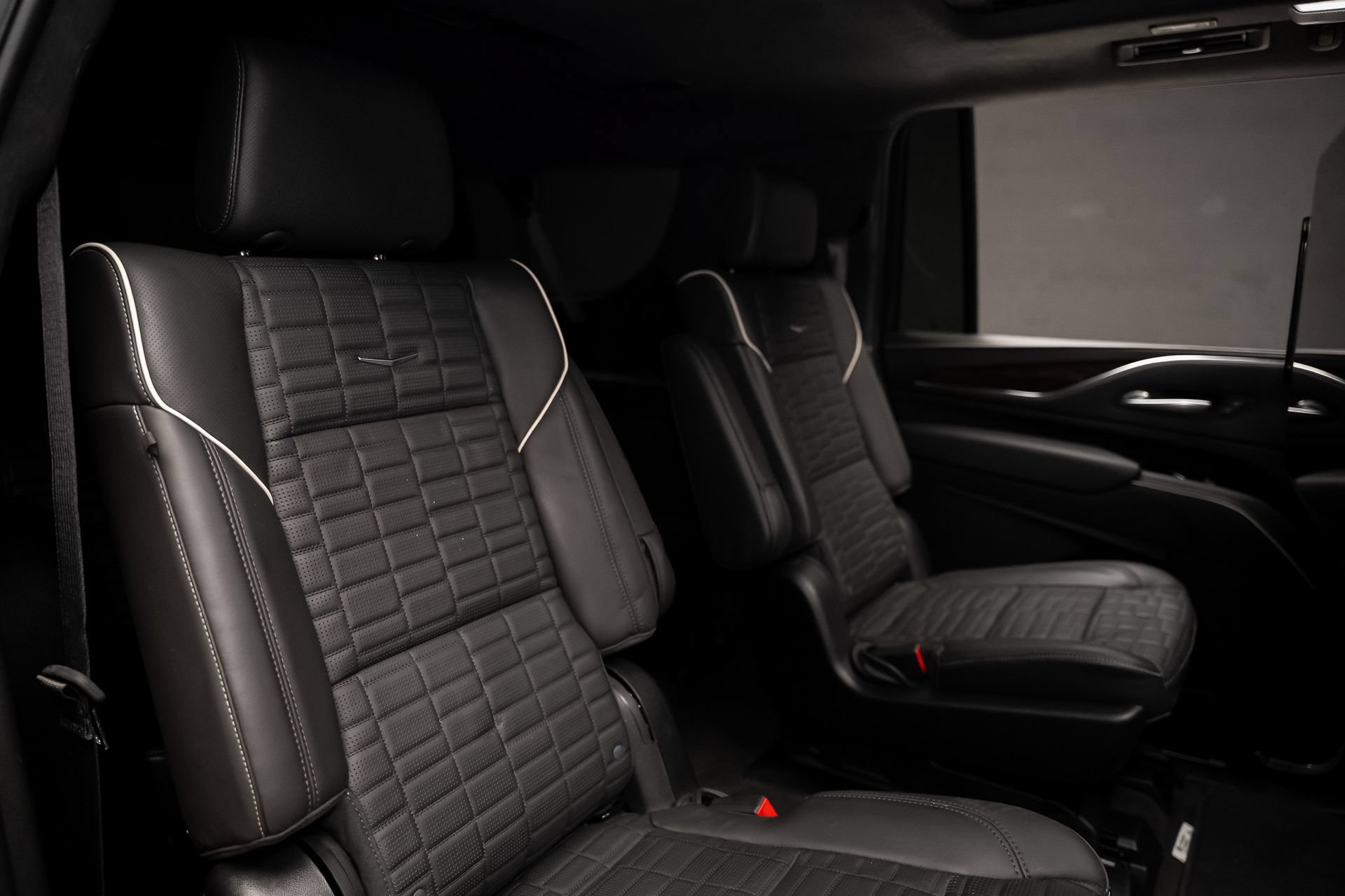 Used 2024 Cadillac Escalade ESV Sport Platinum w/ LPO, ONYX Package AWD/4WD image 66