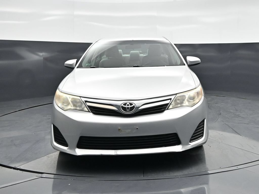 Used 2014 Toyota Camry LE FWD image 48