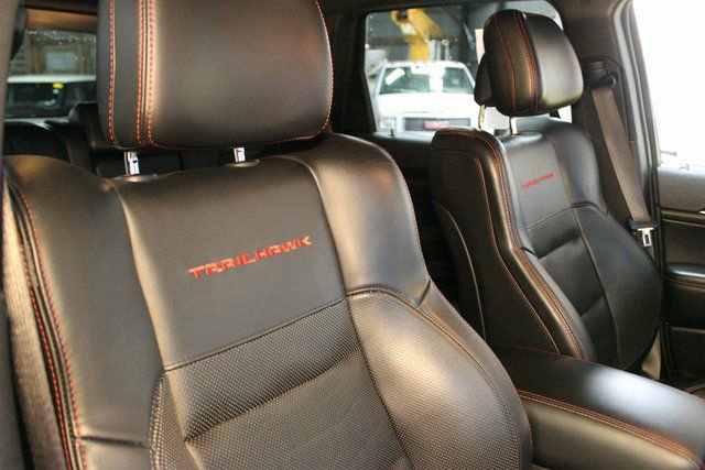 Used 2019 Jeep Grand Cherokee Trailhawk w/ Trailhawk Luxury Group image 11