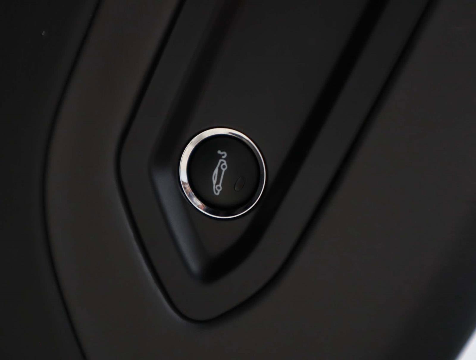 Used 2019 McLaren 720S Luxury RWD image 17