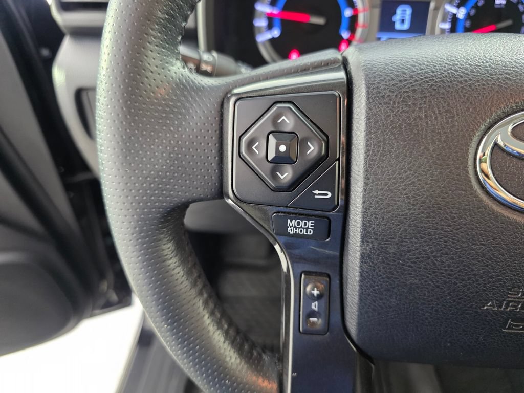 Used 2019 Toyota 4Runner Limited AWD/4WD image 18