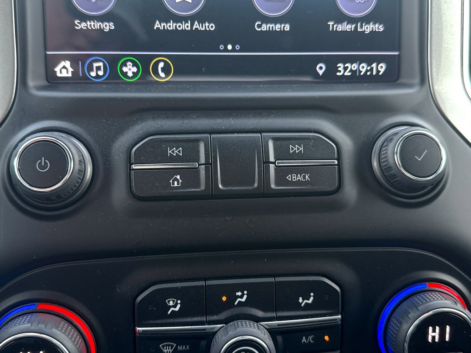 Certified 2021 Chevrolet Silverado 1500 RST image 29