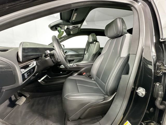 Used 2024 Cadillac Lyriq Tech image 4